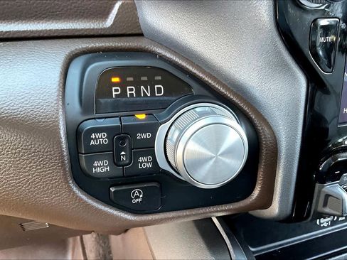 Used 2025 RAM 1500 Laramie w/ Laramie Southwest Edition AWD/4WD image 32