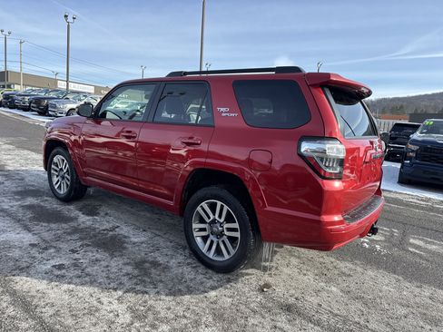 Used 2022 Toyota 4Runner TRD Sport image 6