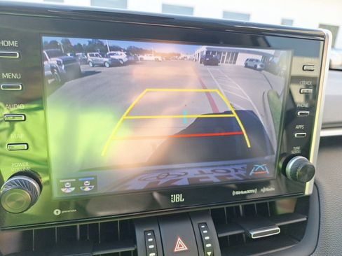 Used 2022 Toyota RAV4 Limited image 27