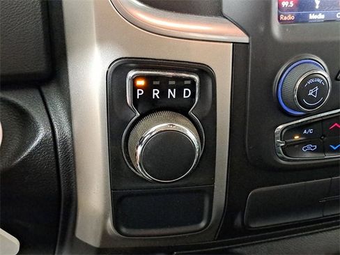 Used 2019 RAM 1500 Big Horn image 30