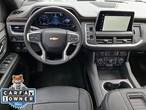 Used 2023 Chevrolet Suburban Premier AWD/4WD image 13