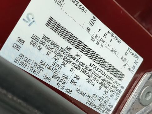 Used 2016 Ford Escape SE image 36