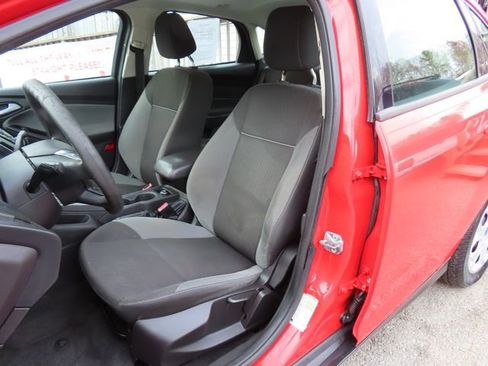 Used 2012 Ford Focus SE image 17
