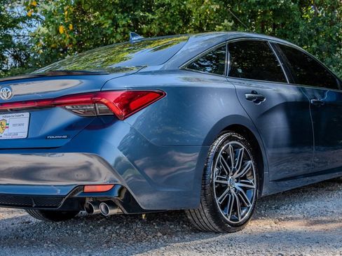 Used 2019 Toyota Avalon Touring w/ All Weather Liner Package FWD image 5