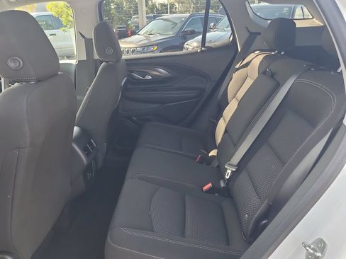 Used 2023 GMC Terrain SLE FWD image 12