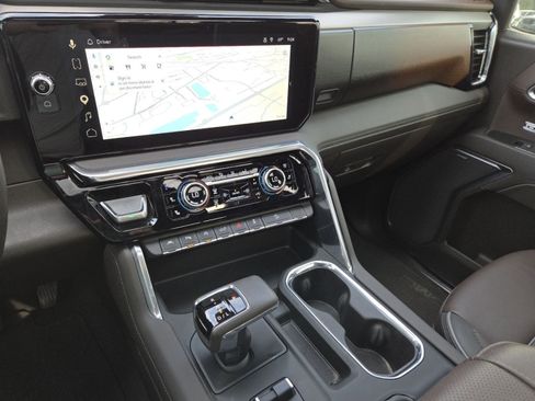 Used 2025 GMC Sierra 1500 Denali w/ Denali Reserve Package image 35