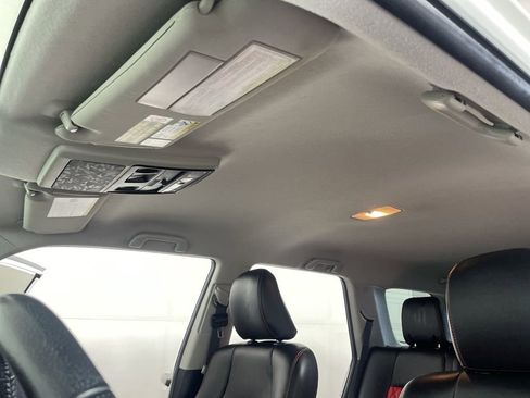 Used 2016 Toyota 4Runner SR5 AWD/4WD image 18