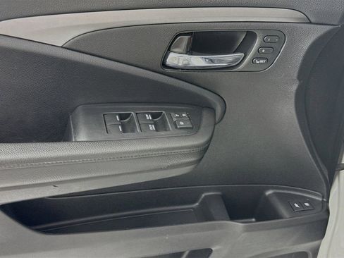 Used 2021 Honda Pilot EX-L image 16