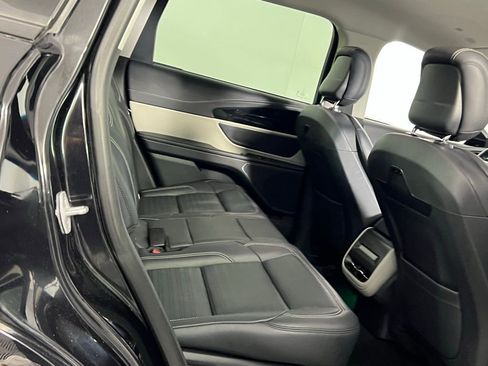 Used 2024 Lincoln Nautilus Reserve image 28