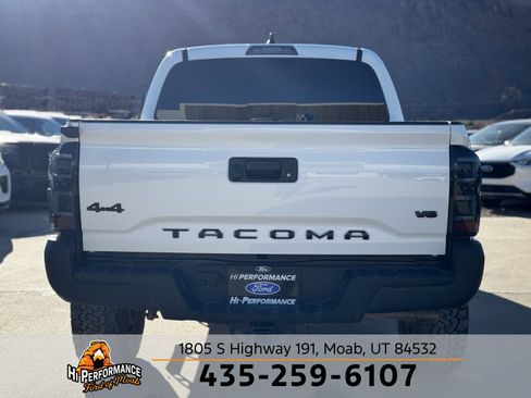 Used 2023 Toyota Tacoma TRD Off-Road image 8