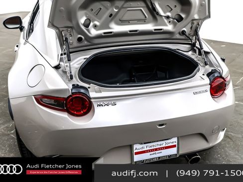 Used 2022 MAZDA MX-5 Miata RF Grand Touring w/ Weather Package image 11