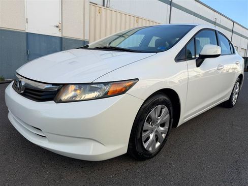 Used 2012 Honda Civic LX image 2