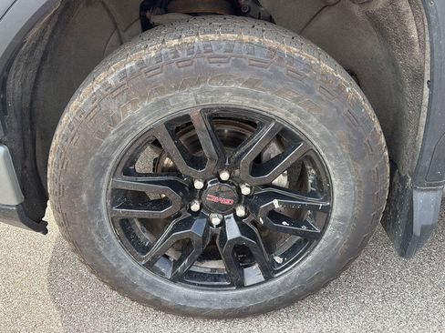 Used 2024 GMC Sierra 1500 Pro w/ Graphite Edition AWD/4WD image 15