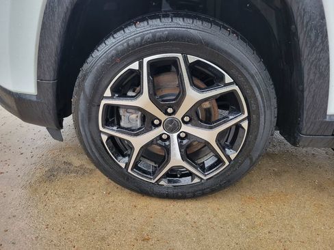 Used 2025 Jeep Compass Limited AWD/4WD image 18