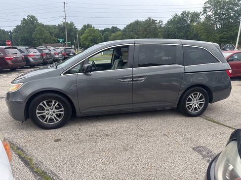 Used 2011 Honda Odyssey EX image 4