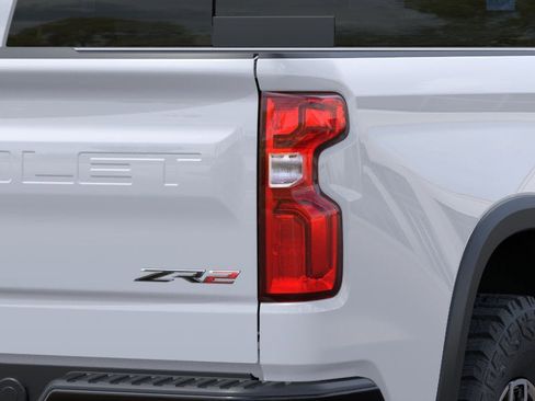 New 2026 Chevrolet Silverado 1500 ZR2 AWD/4WD image 35