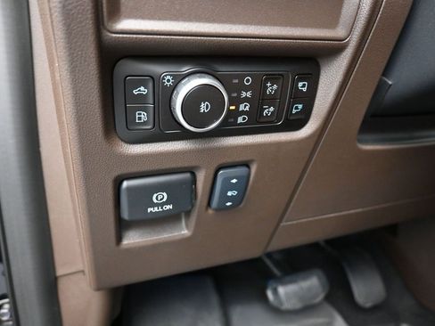 New 2025 Ford F150 King Ranch w/ FX4 Off-Road Package image 13