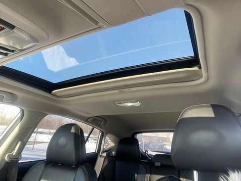 Used 2022 Subaru Crosstrek 2.5i Limited w/ Moonroof Package 2 image 22