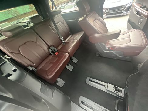 Used 2024 Ford Expedition Max Limited image 26