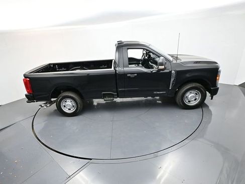 New 2026 Ford F250 XL w/ XL Driver Assist Package RWD image 25
