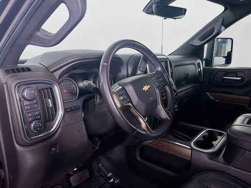 Used 2022 Chevrolet Silverado 2500 High Country AWD/4WD image 8