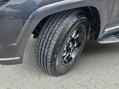 Used 2022 Toyota 4Runner Limited RWD image 33