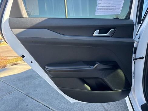 Used 2023 Kia K5 GT-Line image 17