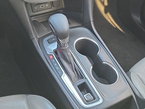 Used 2020 Chevrolet Equinox Premier image 29