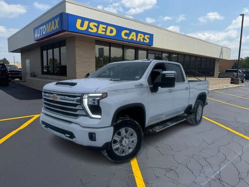 Used 2024 Chevrolet Silverado 2500 High Country w/ Technology Package image 1