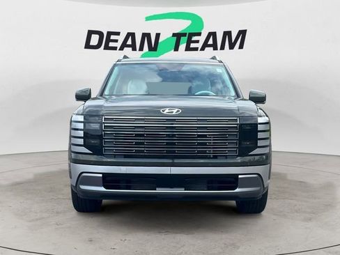 Used 2026 Hyundai Palisade Limited AWD/4WD image 2