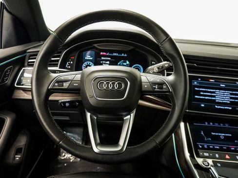 Used 2021 Audi Q8 Premium Plus w/ Premium Plus Package AWD/4WD image 17