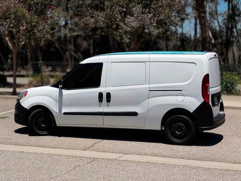 Used 2020 RAM ProMaster City Tradesman FWD image 12