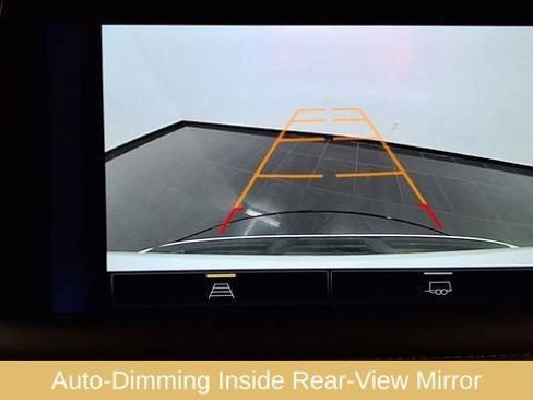 Used 2023 Chevrolet Suburban Premier image 34