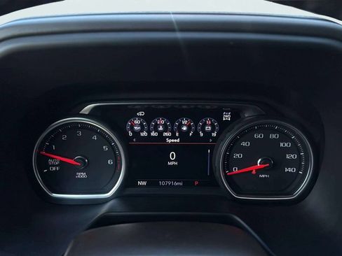 Used 2021 Chevrolet Tahoe Z71 w/ Z71 Off-Road Package AWD/4WD image 11