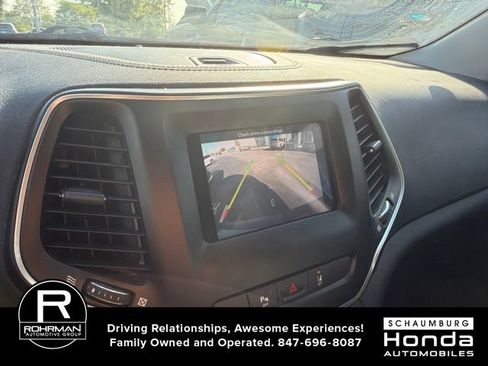 Used 2021 Jeep Cherokee Latitude Lux AWD/4WD image 9