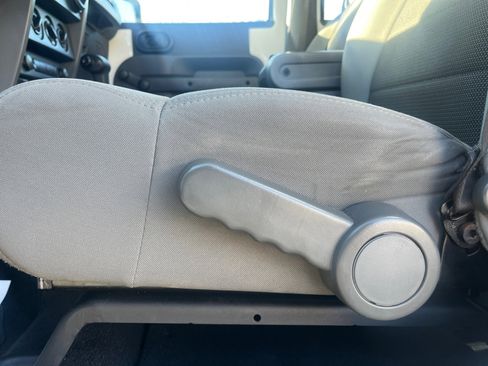 Used 2010 Jeep Wrangler Unlimited Sport image 13