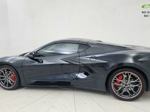 Used 2023 Chevrolet Corvette Stingray Premium Cpe RWD image 4