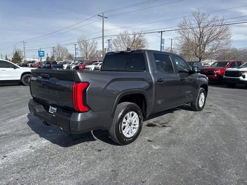 Used 2025 Toyota Tundra SR5 w/ SR5 Convenience Package AWD/4WD image 7