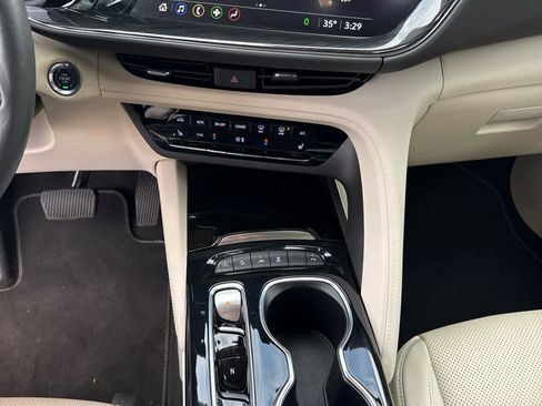 Used 2023 Buick Envision Essence image 21