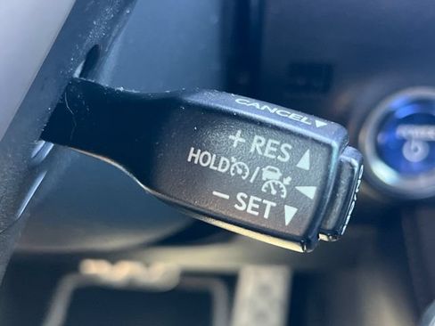 Used 2020 Lexus RX 450h F Sport w/ Accessory Package AWD/4WD image 26