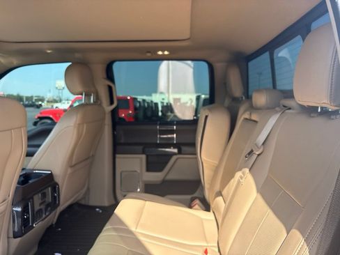 Used 2020 Ford F150 Lariat w/ Equipment Group 502A Luxury AWD/4WD image 12