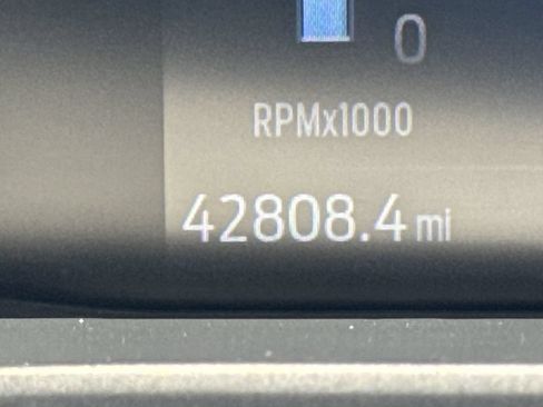Used 2025 Ford Escape Active AWD/4WD image 27