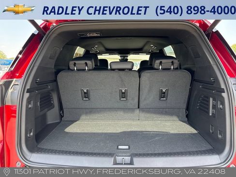 Used 2025 Chevrolet Traverse High Country w/ LPO, Floor Liner Package AWD/4WD image 15
