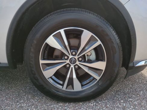 Used 2023 Nissan Murano SV AWD/4WD image 11