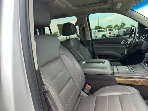 Used 2019 GMC Yukon Denali w/ Denali Ultimate Package AWD/4WD image 11