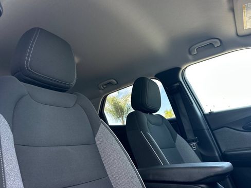 Used 2023 Chevrolet TrailBlazer LT w/ Convenience Package FWD image 20
