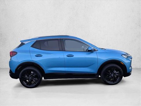 Used 2025 Buick Encore GX Sport Touring image 4