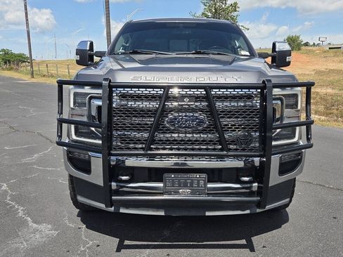 Used 2021 Ford F250 Lariat w/ Lariat Ultimate Package AWD/4WD image 2