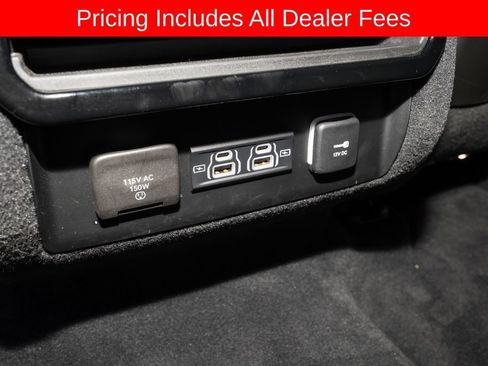 Used 2024 Jeep Wagoneer 4WD image 8