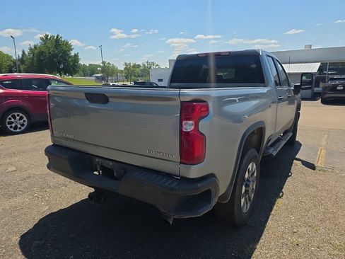 Used 2024 Chevrolet Silverado 2500 Custom w/ Custom Convenience Package AWD/4WD image 7